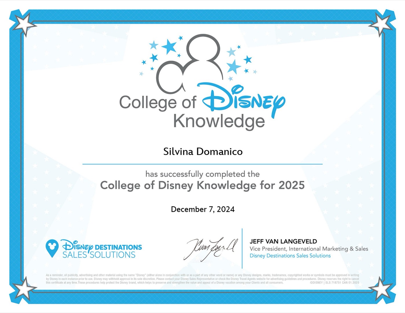 Certificado College of Disney Knowledge for 2025 de Silvina Domanico, emitido por Disney Destinations Sales Solutions el 7 de diciembre de 2024